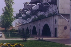 1994-05_Lyon_-_Architekturschule_(02)