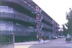 1994-05_Lyon_-_Nemausus_(Sozialer_Wohnungsbau)_(03)