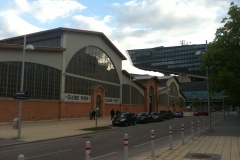 6_Globe_Vienna_vor_Telekom-Titanic