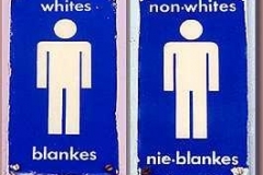 12a_Apartheid_auf_den_Toiletten